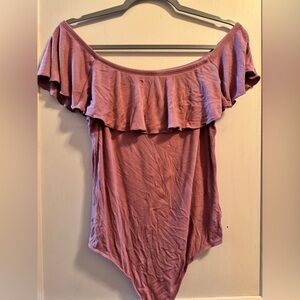 Express Large Off-Shoulder Ruffle Bodysuit in Mauve
